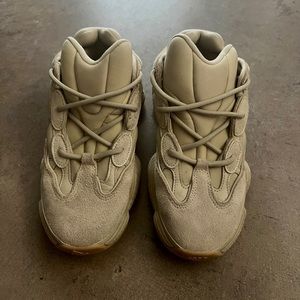 YEEZY ORTHOLITE MALE 7.5 COLOR BLUSH